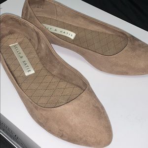 Flats, Kelly & Katie grey color.